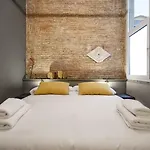 Porxos Garden 4*