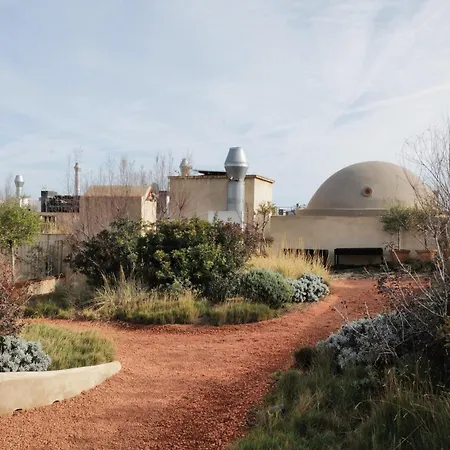 Porxos Garden Guest house