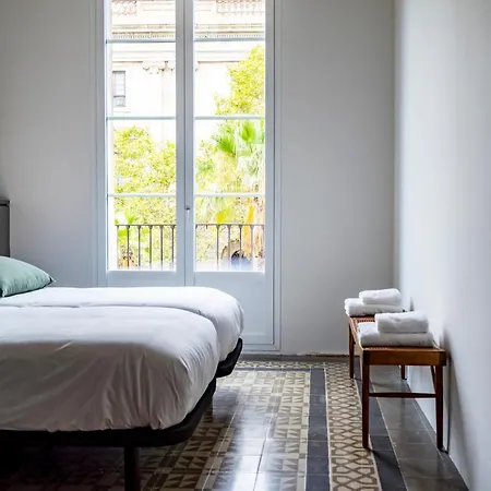 Porxos Garden Guest house Barcelona