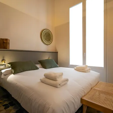 Porxos Garden Guest house Barcelona