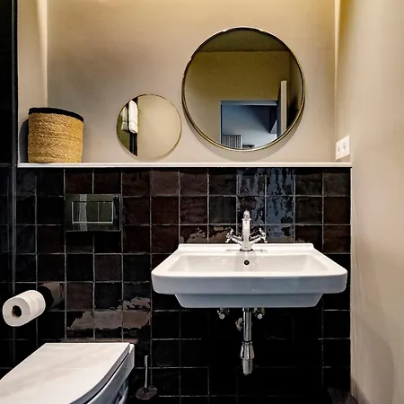 Guest house Porxos Garden Barcelona