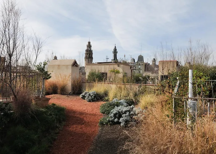 Pensión Porxos Garden Barcelona